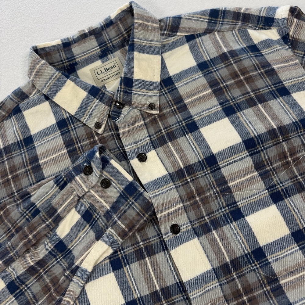 LL Bean Mens XL Slightly Fitted Blue Beige Scotch Plaid Button Up Flannel Shirt‎